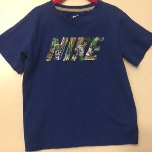 Nike short sleeve tee shirt boys size 7